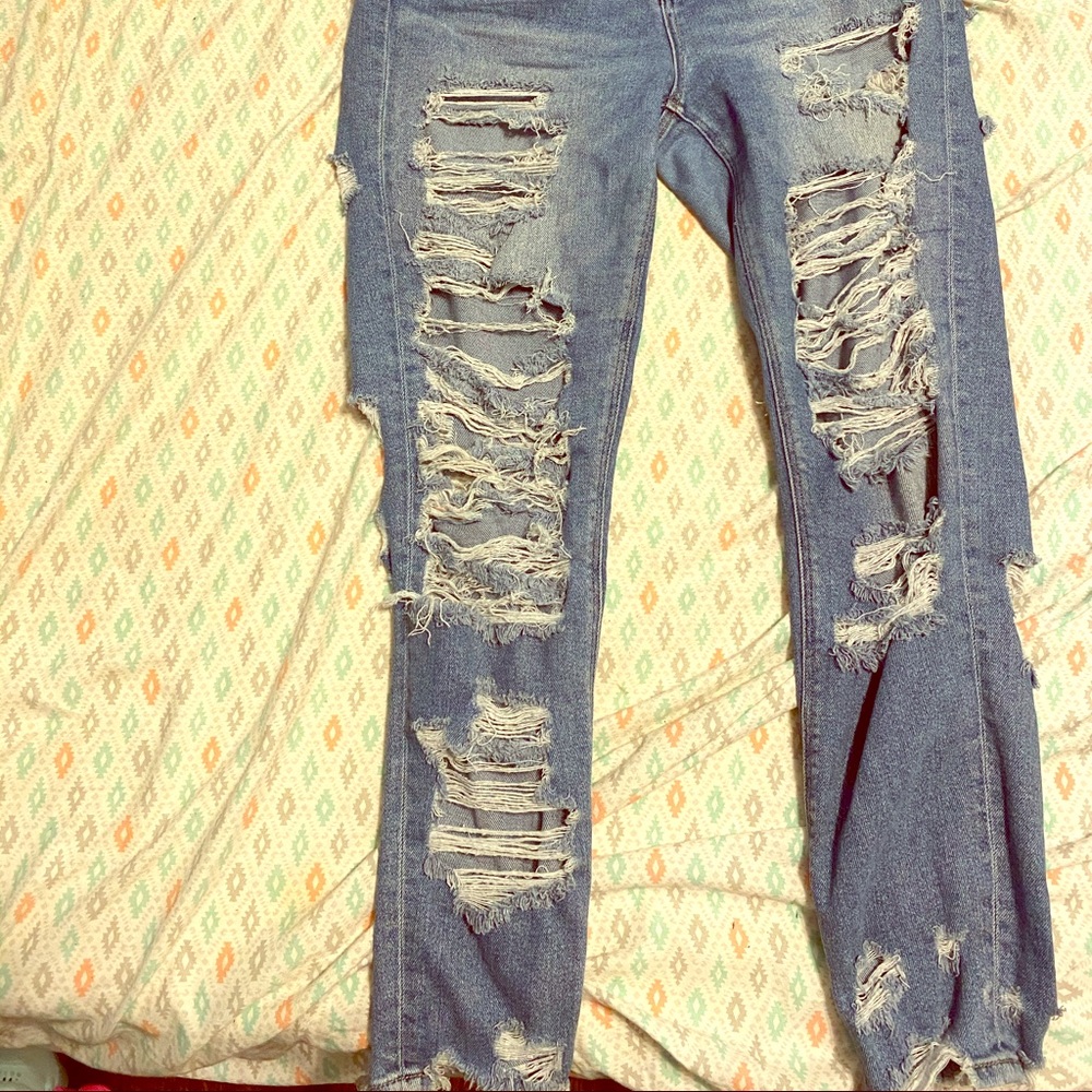 Ripped jeans pants
